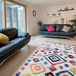 Cambridge Stays - Apartment At Addenbrooke Hospital And Bio Campus - Free Private Parking