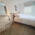 Cambridge City Centre Immaculate 2 Bed Apartment