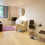Citystay - Pringle House