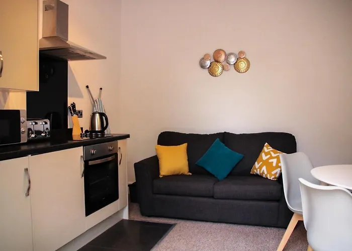 Suitely - Garden Walk Apartments
