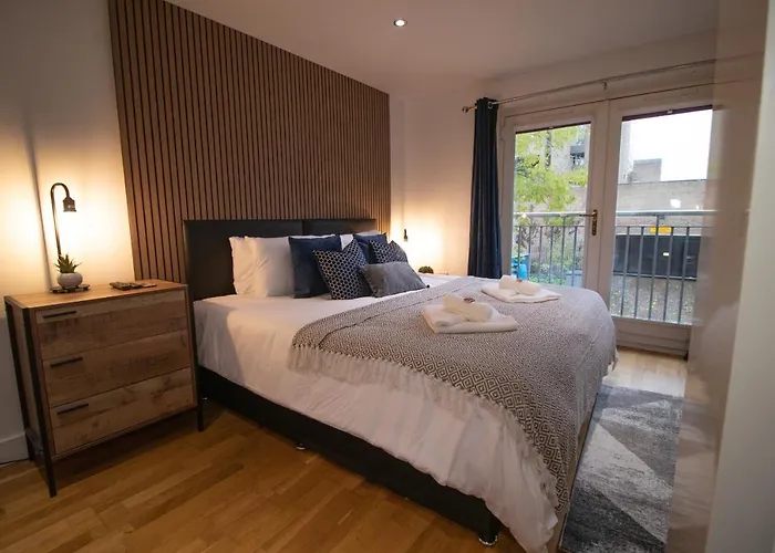 Union Suite