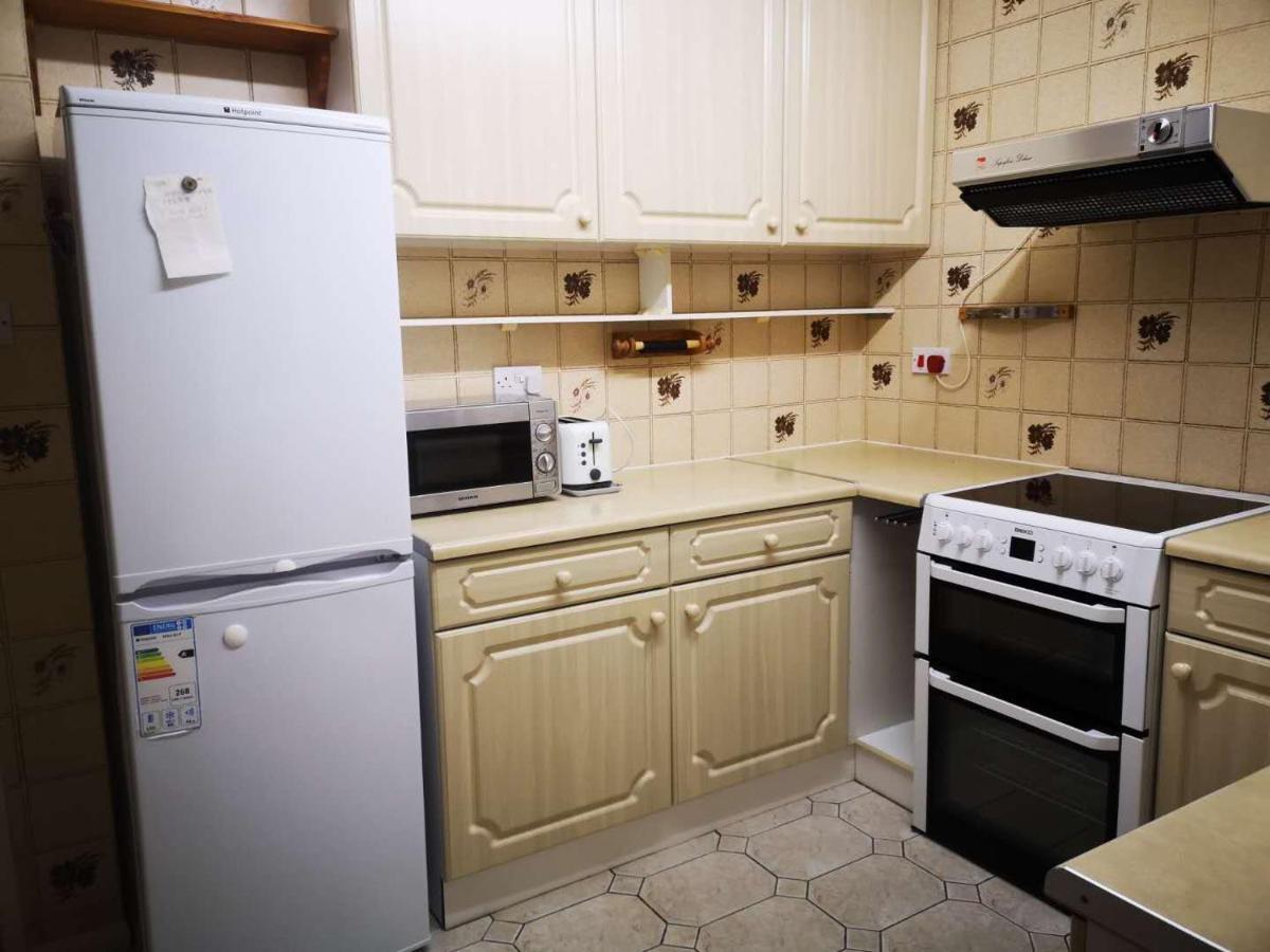 Two Bedroom Corporate And Family With Parking In Popular Location * Cambridge (Cambridgeshire)
