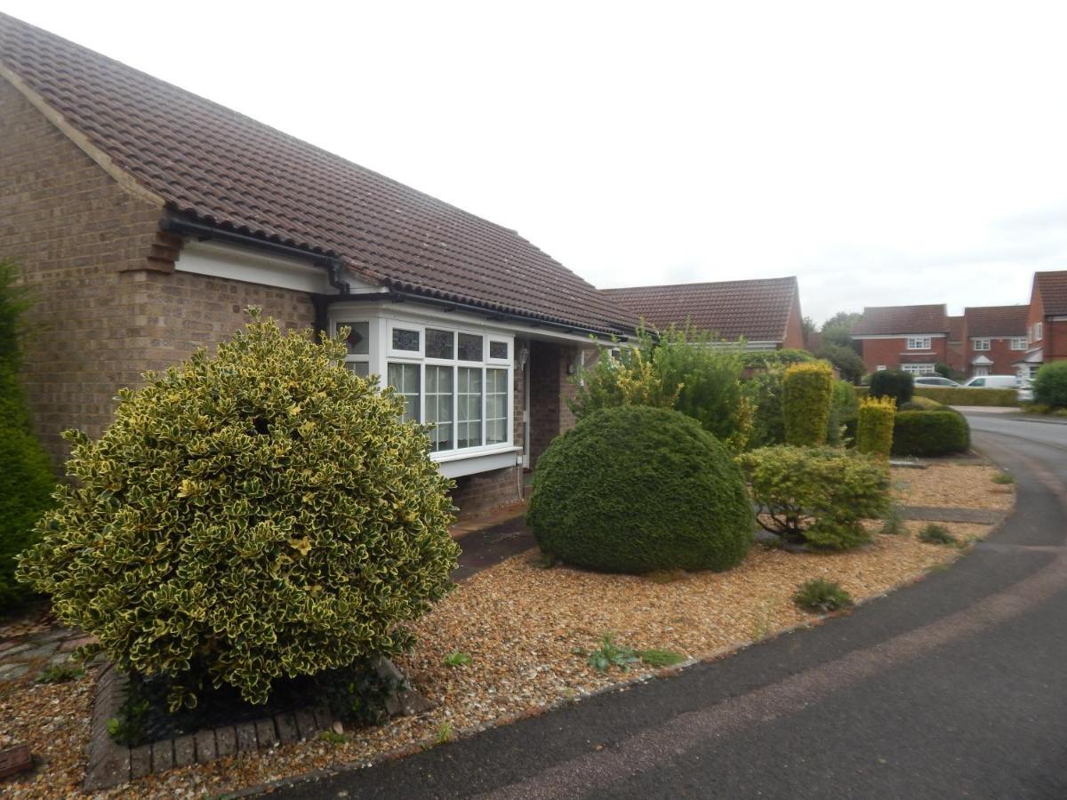 Two Bedroom Corporate And Family With Parking In Popular Location