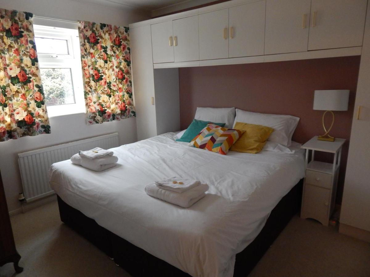 Two Bedroom Corporate And Family With Parking In Popular Location * Cambridge (Cambridgeshire)