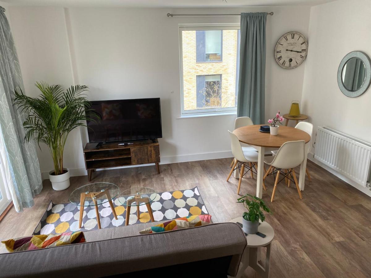 Home2home@mill Park Apartment *