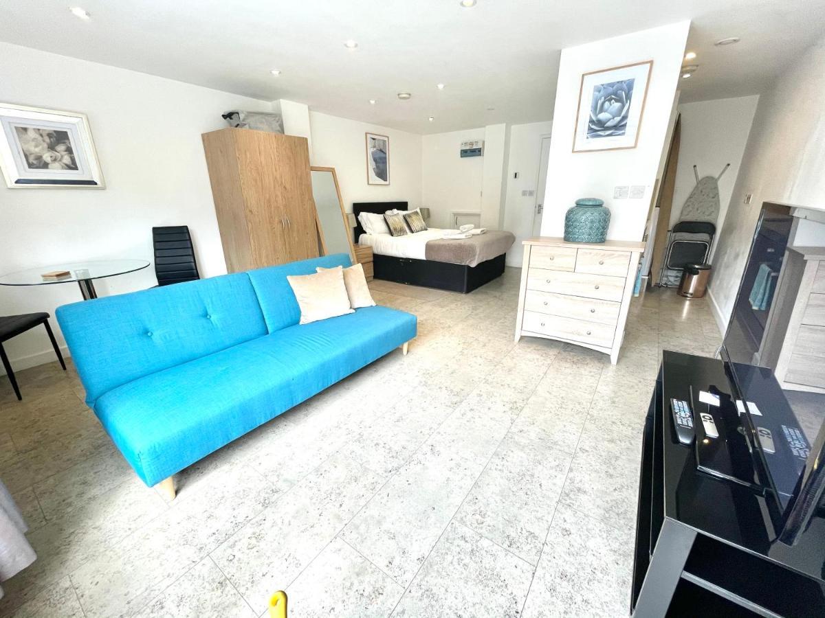 Apartment Koala & Tree - Cambridge Centric Location Renovated Studios - Short Lets & Serviced Accommodation Cambridge (Cambridgeshire)