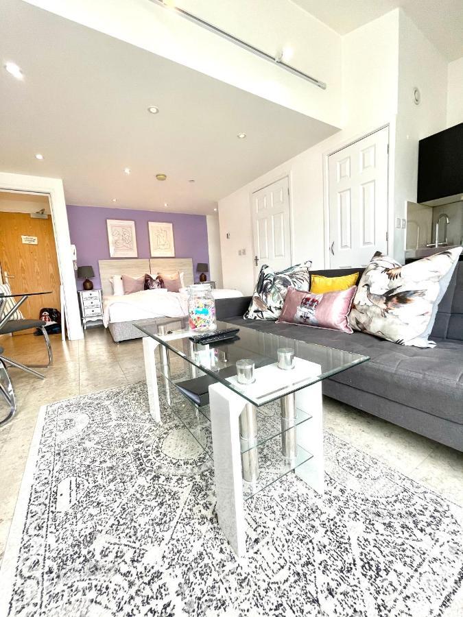 Koala & Tree - Cambridge Centric Location Renovated Studios - Short Lets & Serviced Accommodation * Cambridge (Cambridgeshire)
