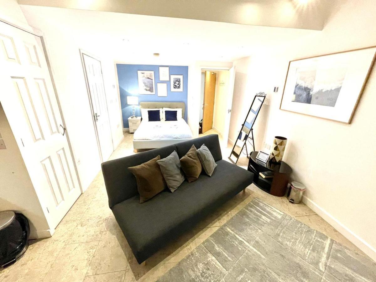 Koala & Tree - Cambridge Centric Location Renovated Studios - Short Lets & Serviced Accommodation Cambridge (Cambridgeshire)