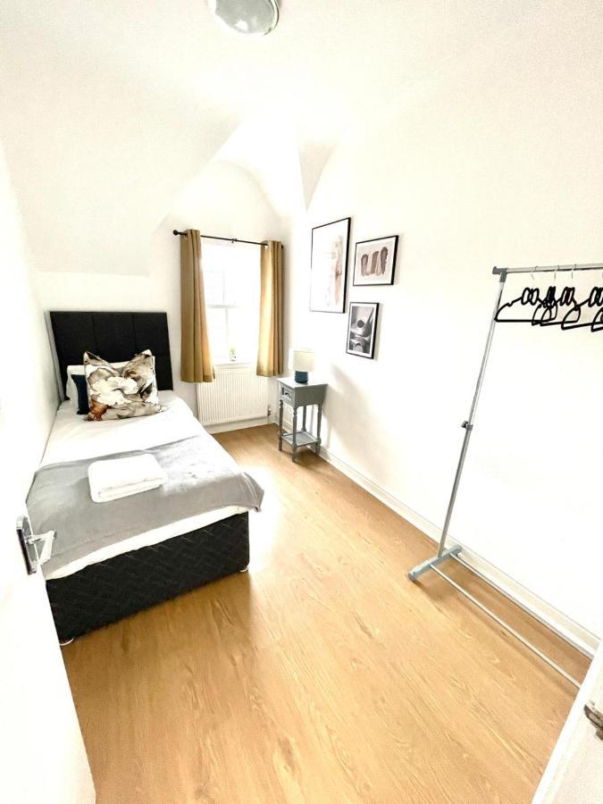 Koala & Tree - 2 Bedroom In Centre - Short Lets & Serviced * Cambridge (Cambridgeshire)