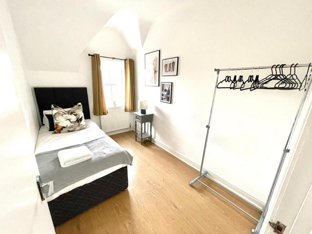 Koala & Tree - 2 Bedroom In Centre - Short Lets & Serviced * Cambridge (Cambridgeshire)