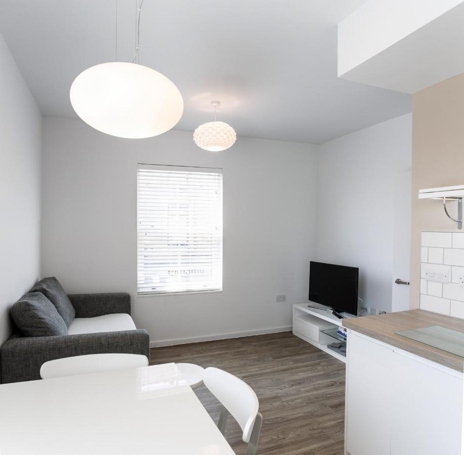 Citystay - Devonshire Road Apartment *
