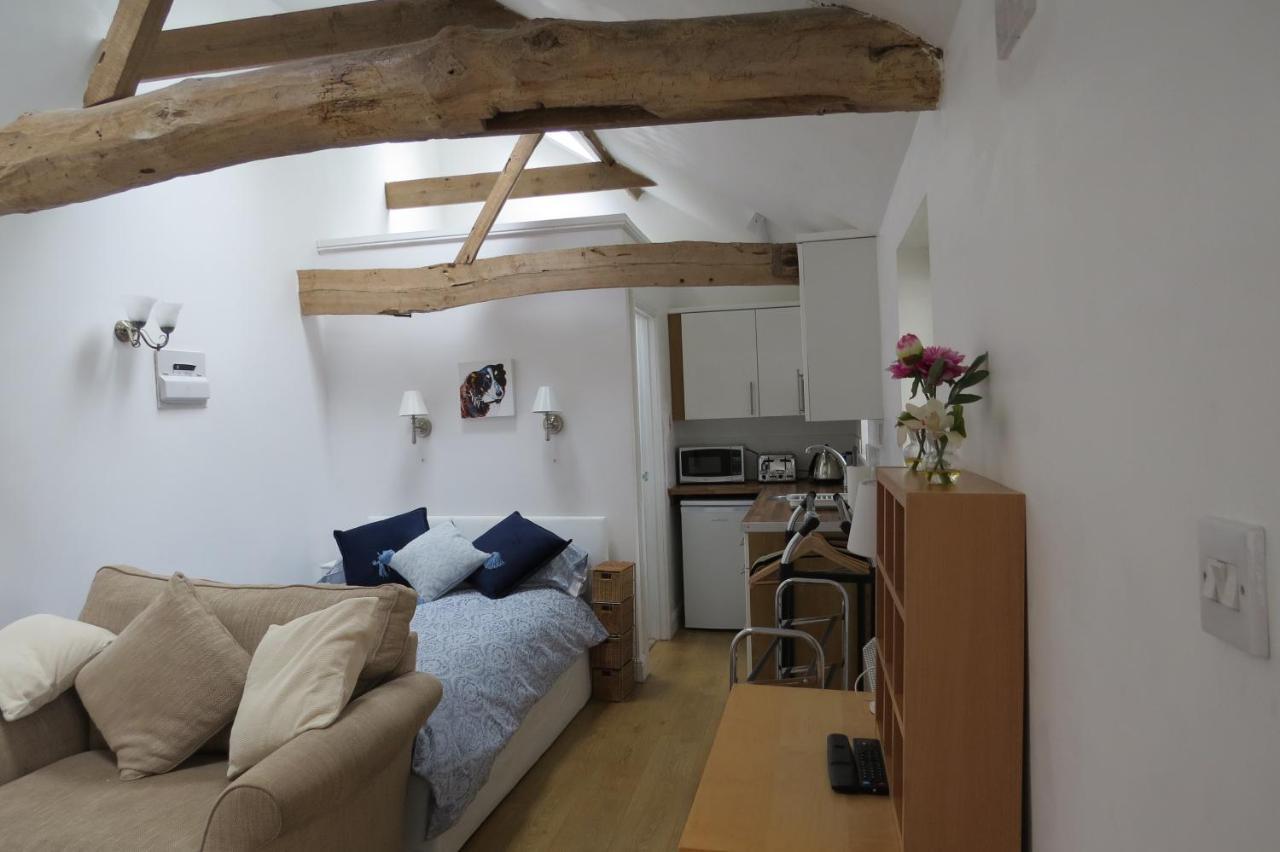 The Old Stables, Whitehall Farmhouse, Oakington Cambridge (Cambridgeshire)
