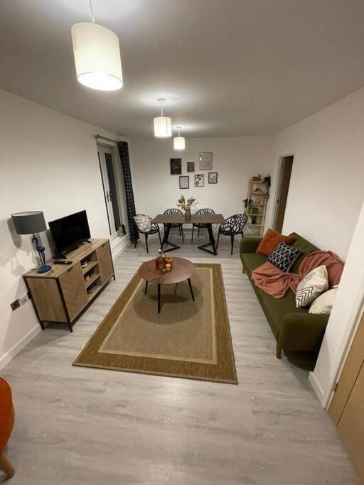 Apartment Ferndale Lodge By Mia Living 2 Bedroom Apartment With Parking