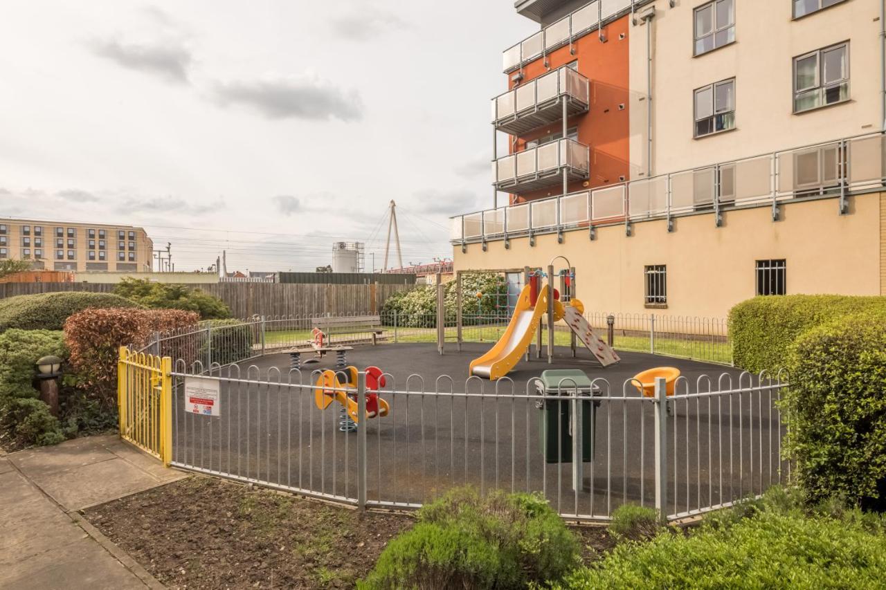 Executive 2br Next To Station + Parking Holiday home Cambridge (Cambridgeshire)