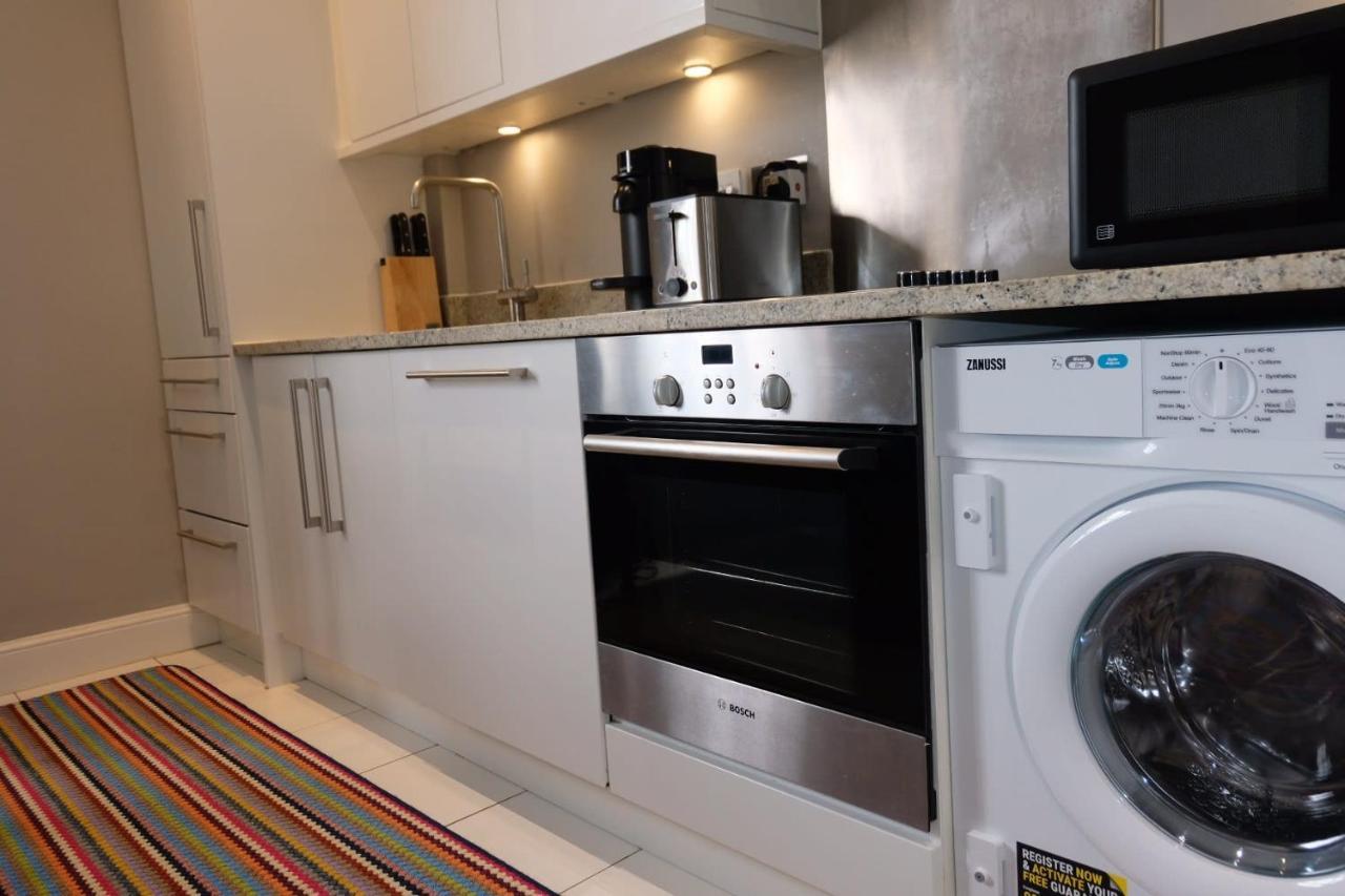 Apartment Stunning 2 Bedroom Apartment With Parking In A Prime, Central Location Cambridge (Cambridgeshire)