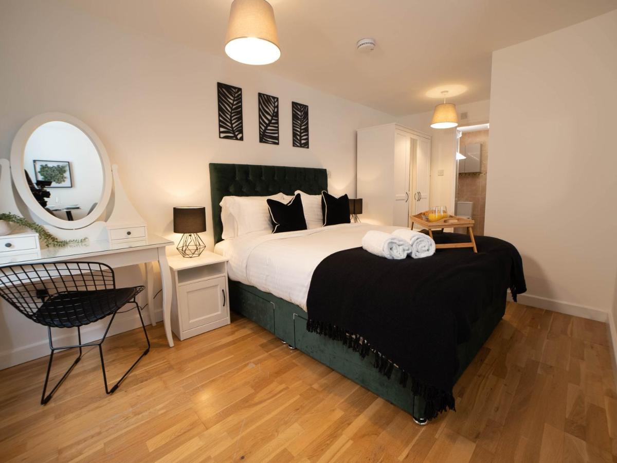 Modern & - King Bed, Super Fast Wi-fi Apartment Cambridge (Cambridgeshire)
