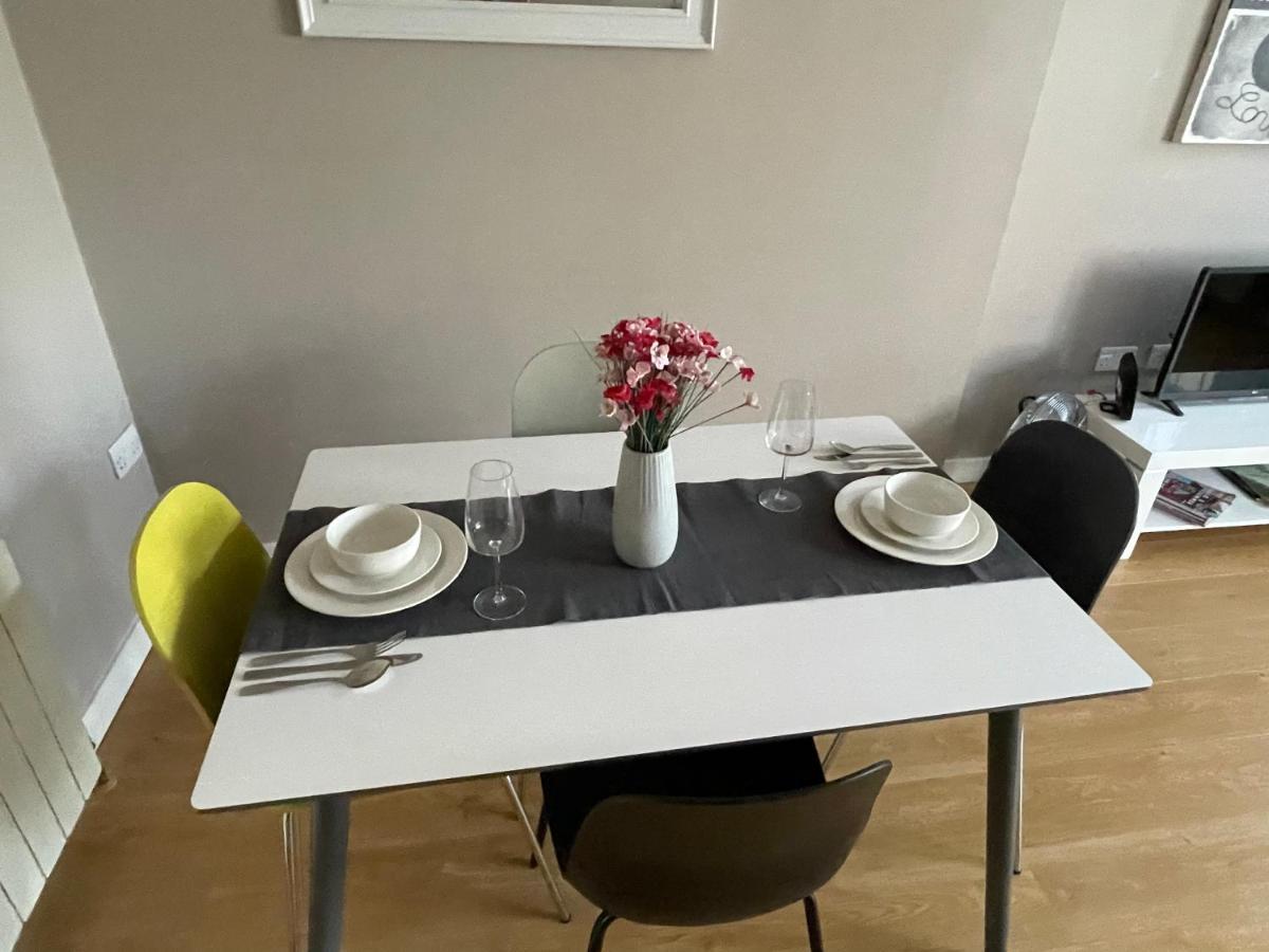 Hot Numbers Apartment *