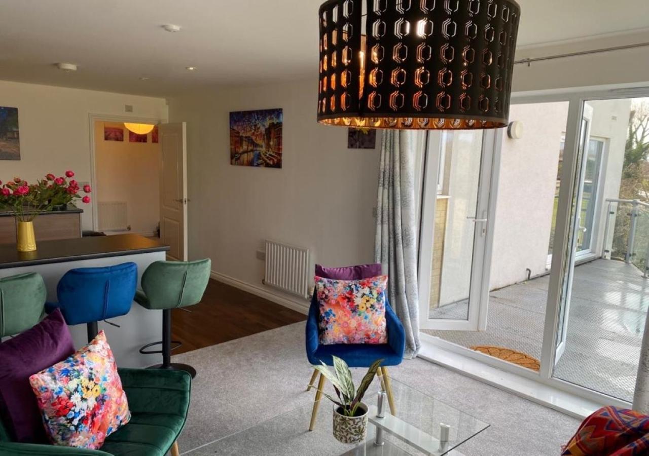 Stourbridge Common View: Cozy 2-bed With Terrace & Parking Cambridge (Cambridgeshire)