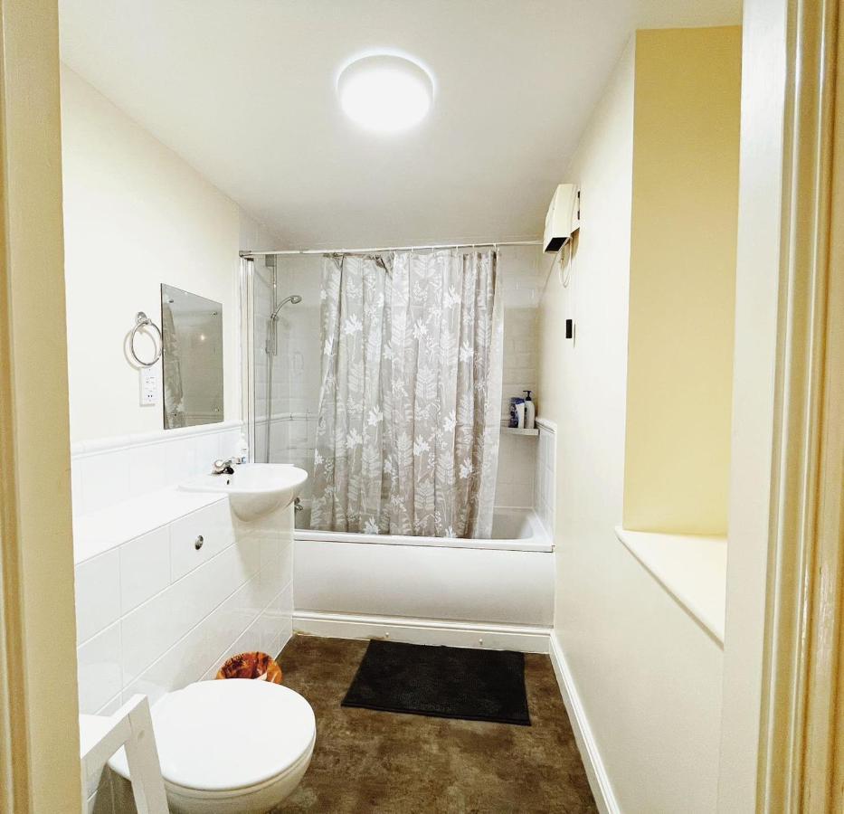 Apartment Cozy Entire 2br Flat With 2 Bathrooms And Free Parking Cambridge (Cambridgeshire)