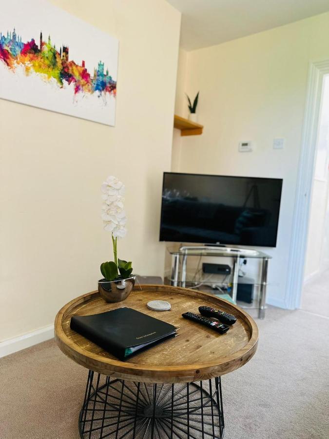 Koala & Tree - Cozy And Centric 1 Bed - Short Lets & Serviced *