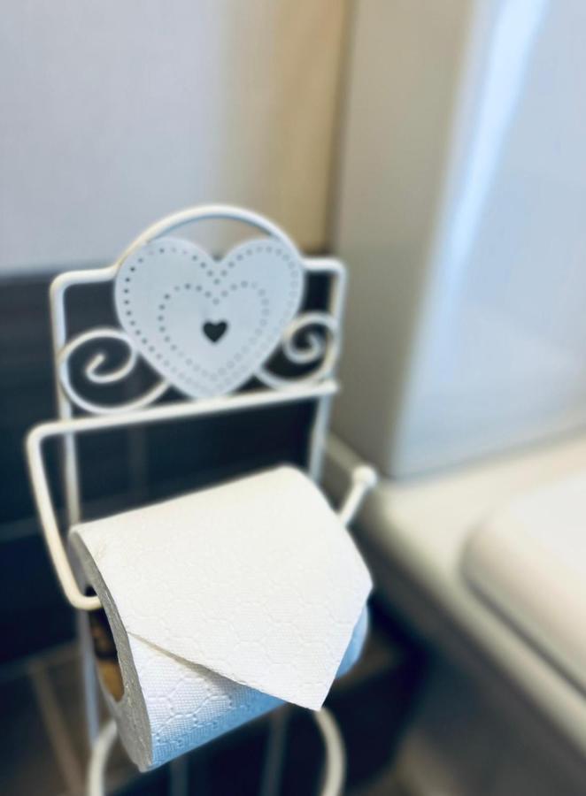 Koala & Tree - Cozy And Centric 1 Bed - Short Lets & Serviced *