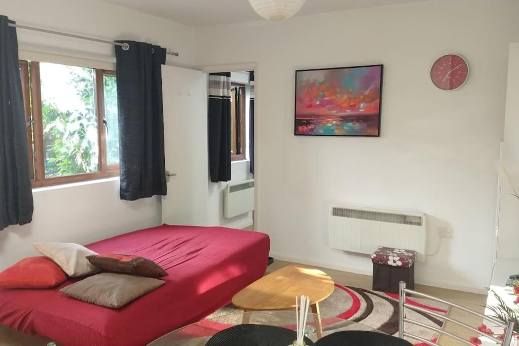 Modern Spacious Detached In * Cambridge (Cambridgeshire)