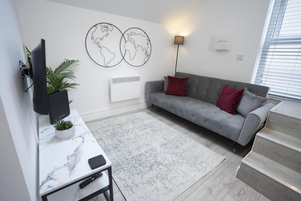 The Den - King Bed, 5 Min Walk To Centre Apartment