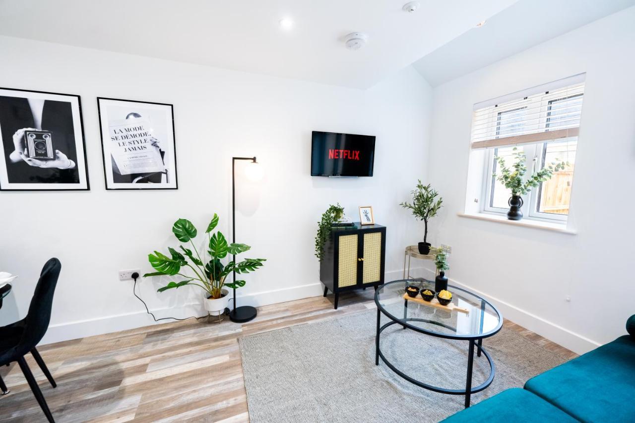 Hosta Group - Prestige 1 Bed - The Olive Cambridge (Cambridgeshire)