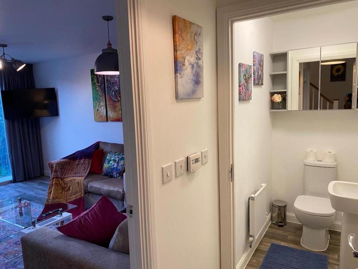 Cozy Garden Retreat: 4-bed Near Hospitals Cambridge (Cambridgeshire)