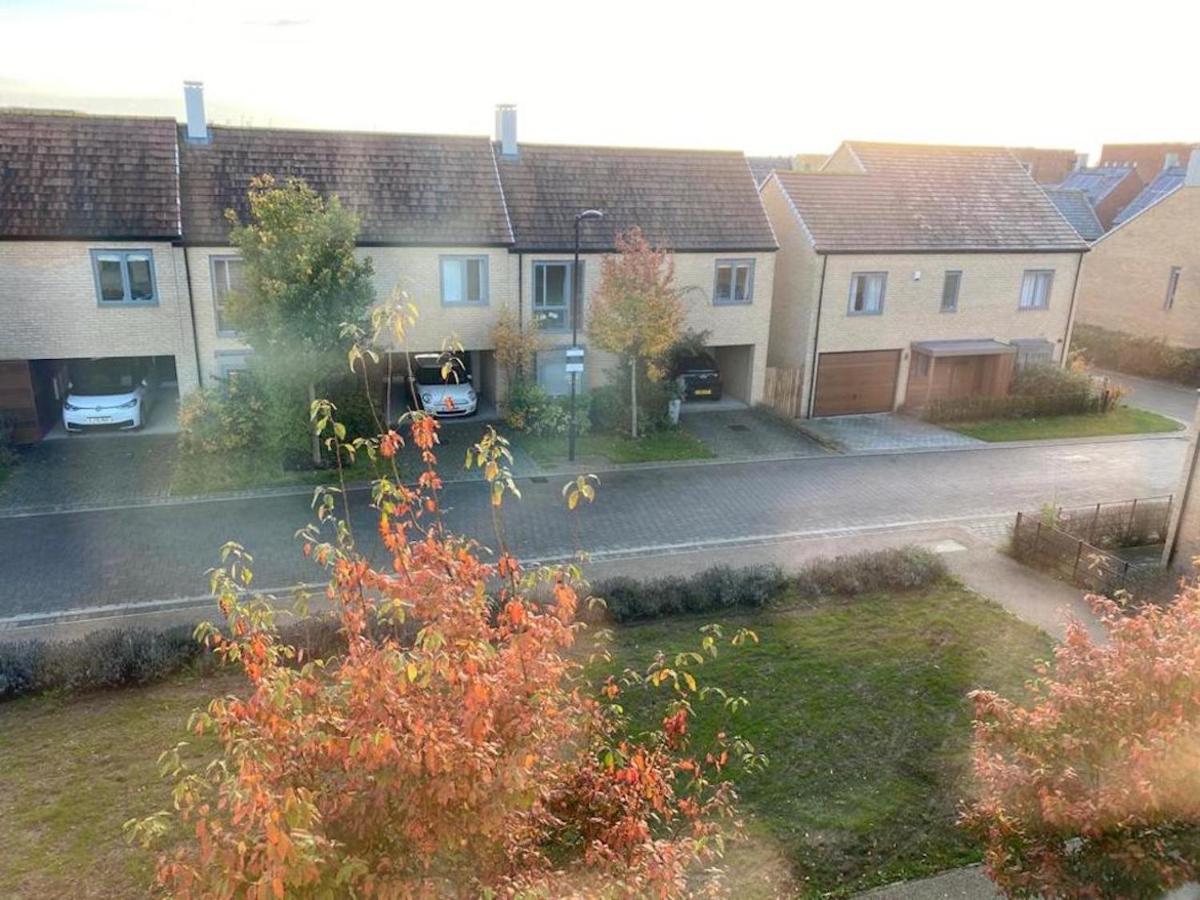 Cozy Garden Retreat: 4-bed Near Hospitals *
