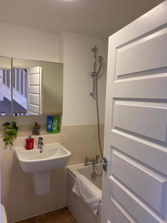 Cozy Garden Retreat: 4-bed Near Hospitals * Cambridge (Cambridgeshire)