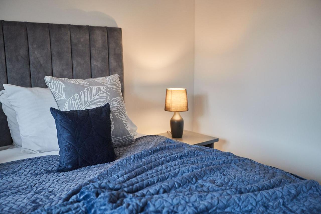 Elfleda - Modern 5 Bedroom House With Parking * Cambridge (Cambridgeshire)