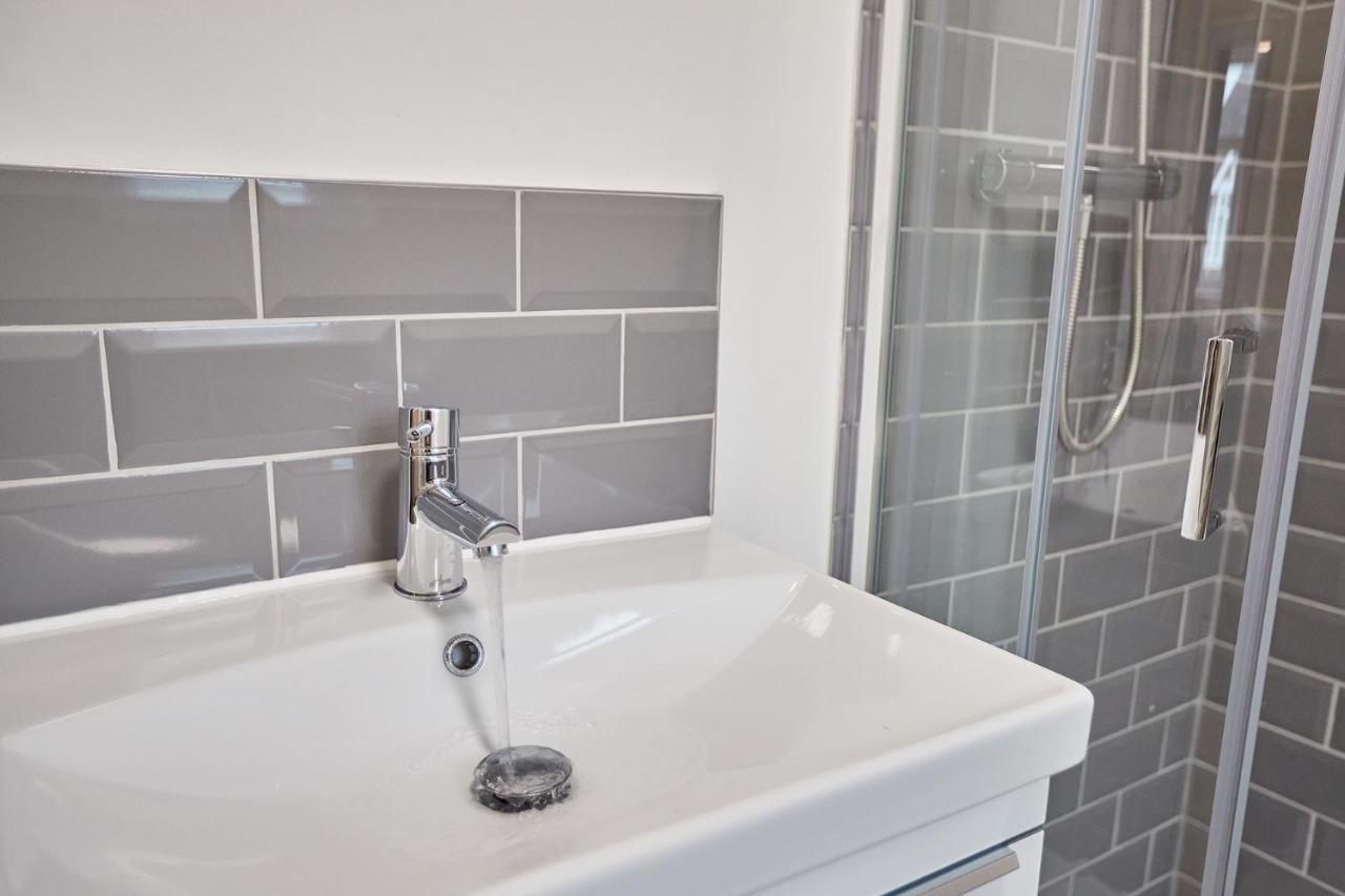 Holiday home Elfleda - Modern 5 Bedroom House With Parking Cambridge (Cambridgeshire)