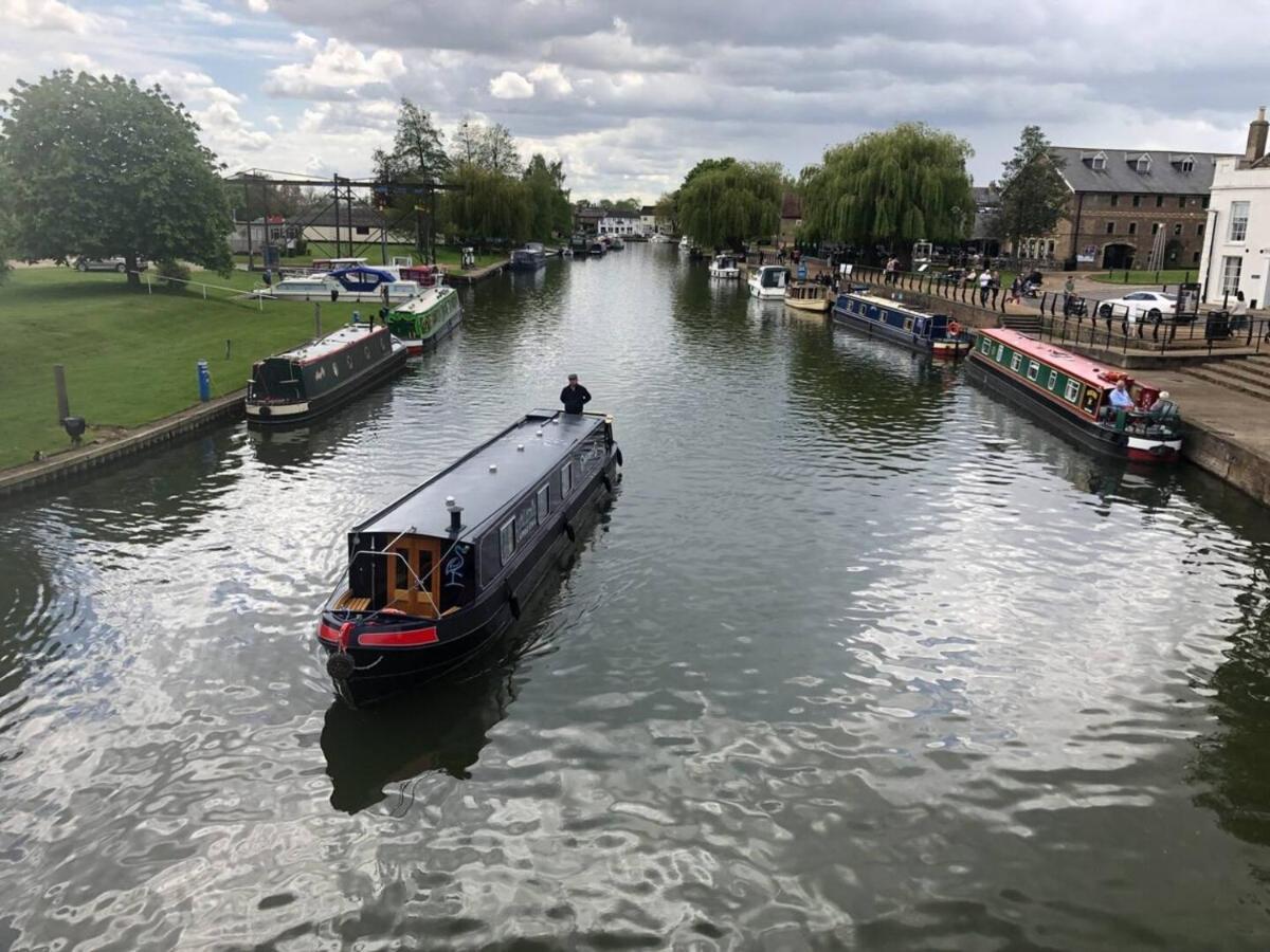 Narrowboats - Beautiful New Moon Narrowboat *