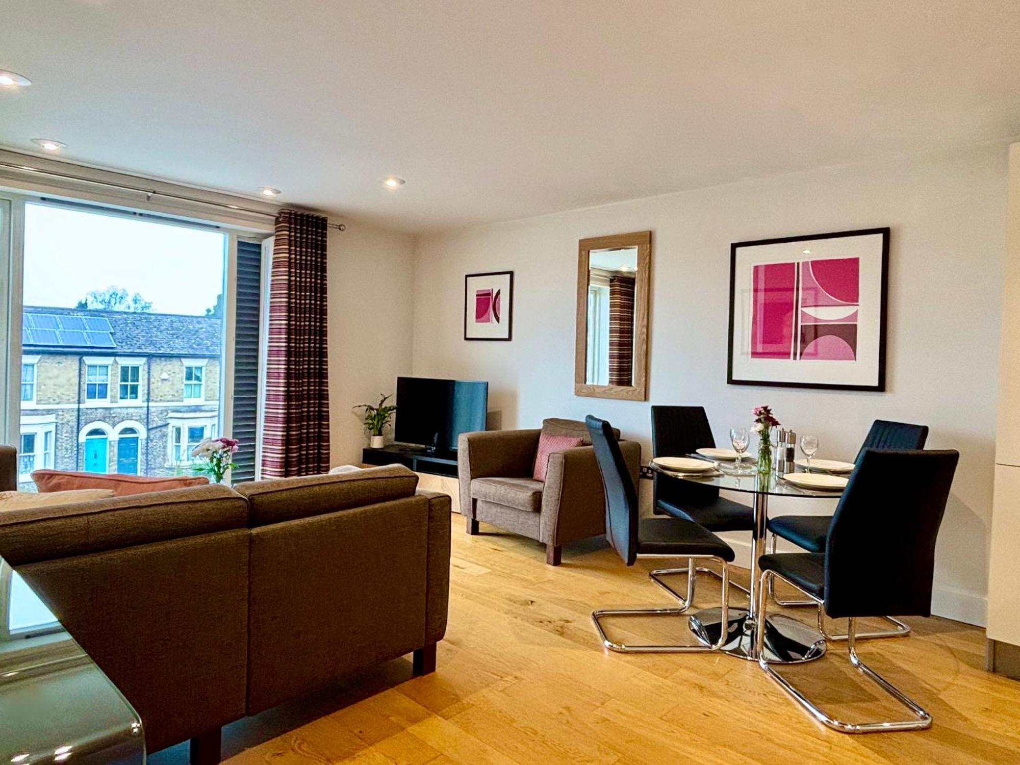 Your Space - The Hamilton's Apartment *