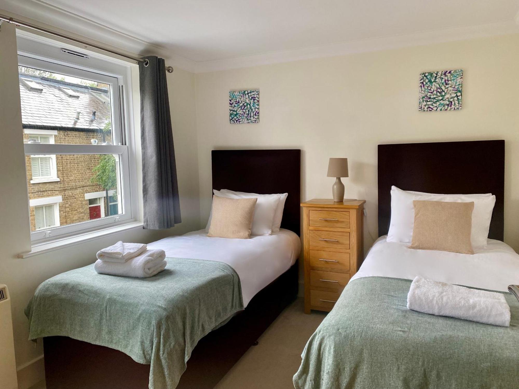 Your Space - Manor House * Cambridge (Cambridgeshire)