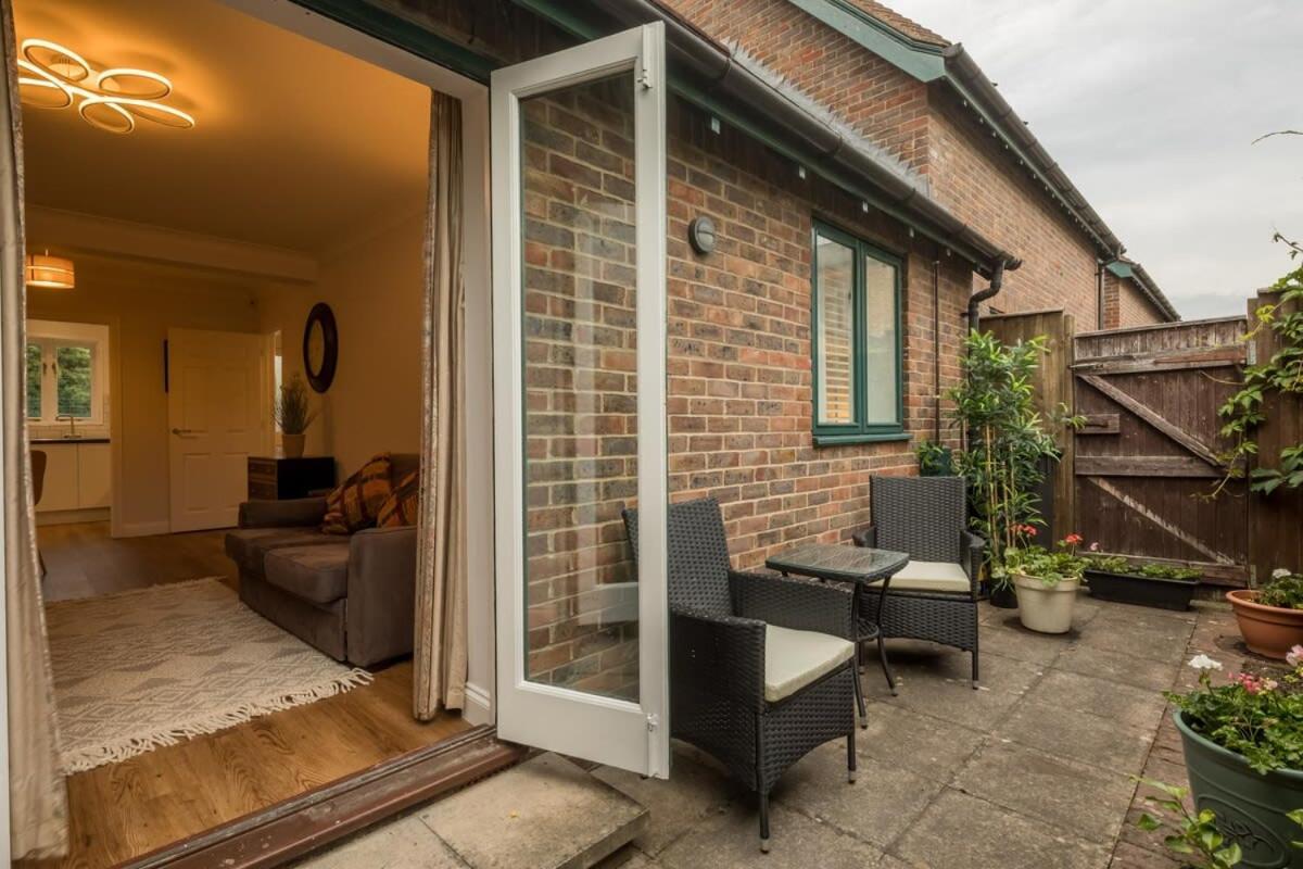 Lovely 1 Bed With Free Parking & Garden Holiday home Cambridge (Cambridgeshire)