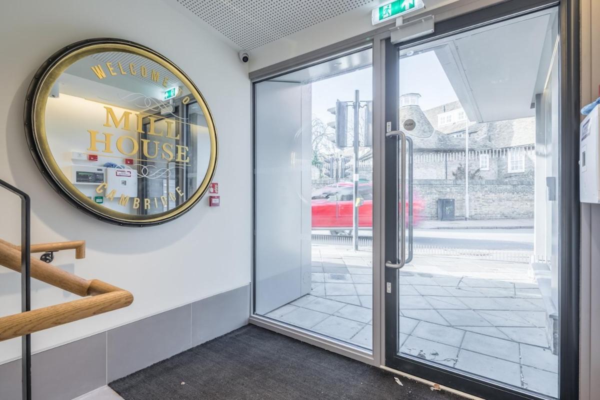 Luxury City Centre - Stunning Water View Cambridge (Cambridgeshire)