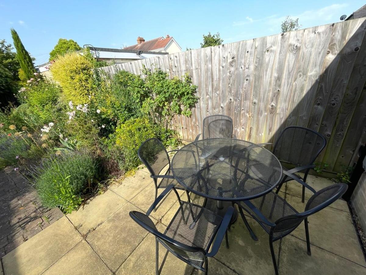 Holiday home Large 4 Bedroom With Garden And Free Parking Cambridge (Cambridgeshire)