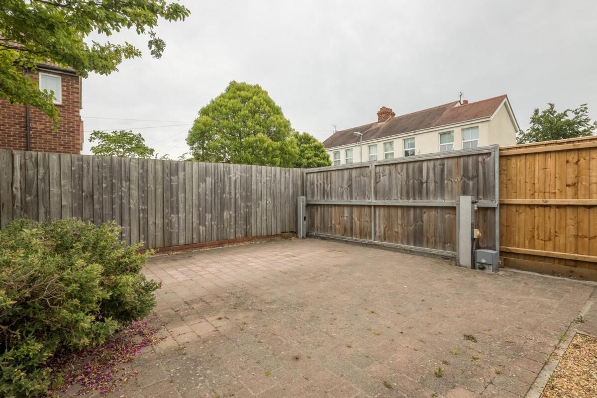 Large 4 Bedroom With Garden And Free Parking Cambridge (Cambridgeshire)