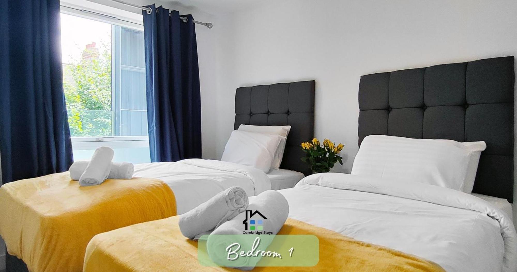 Riverside With 2br Flats At The Centre-parking-balcony Apartment