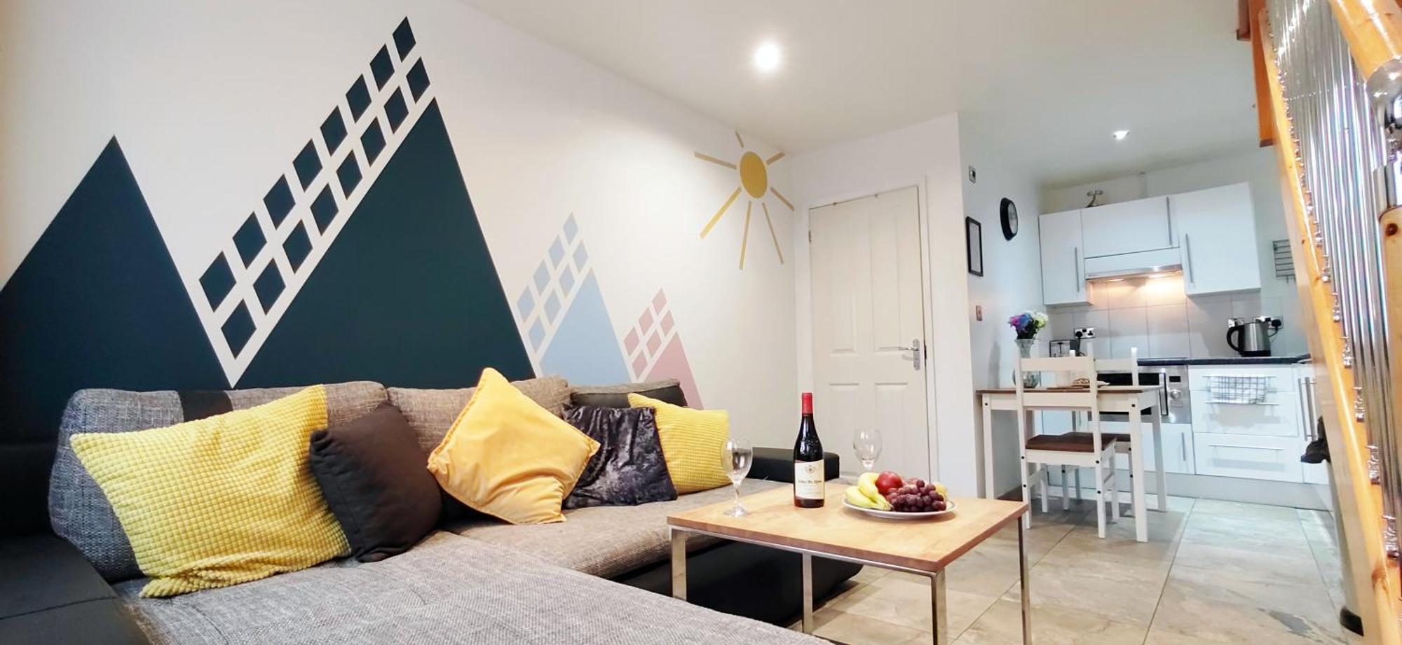Epicsa - Family & Corporate Mews With Free Parking