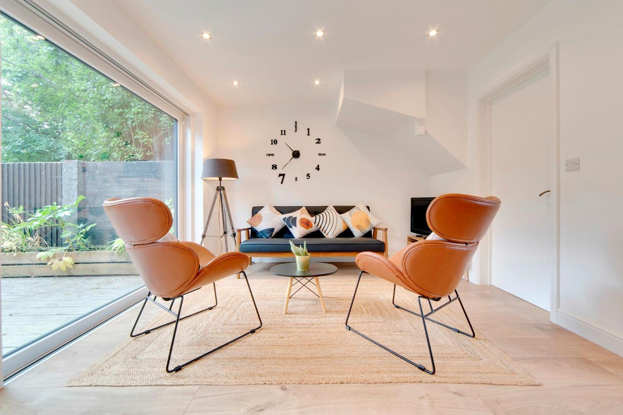 Holiday home Pass The Keys 49 Byron Square Modern And Spacious 3 Bed With Free Parking