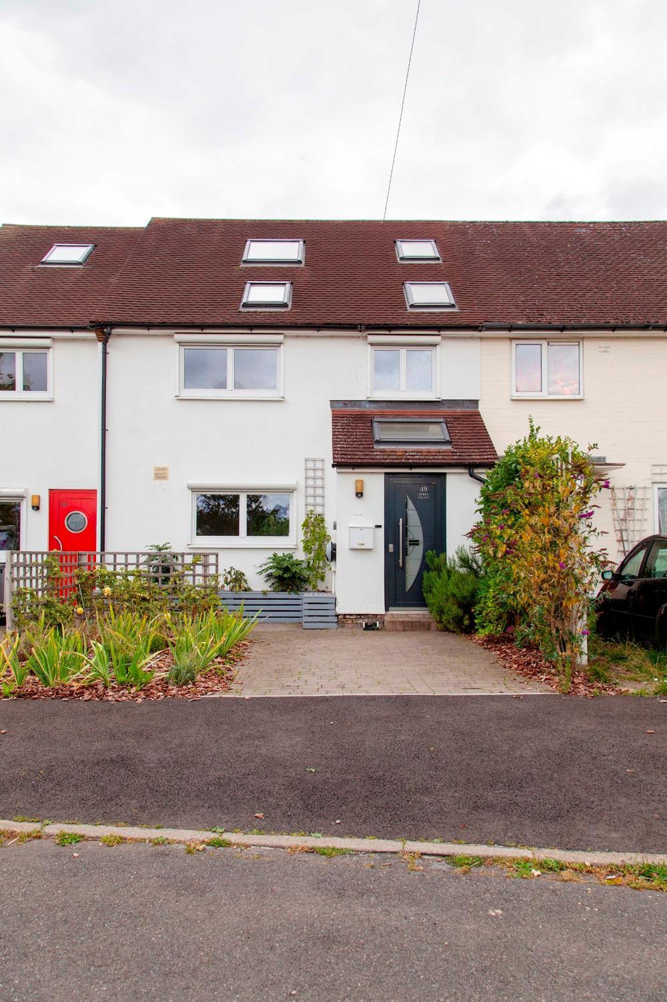Pass The Keys 49 Byron Square Modern And Spacious 3 Bed With Free Parking Holiday home Cambridge (Cambridgeshire)