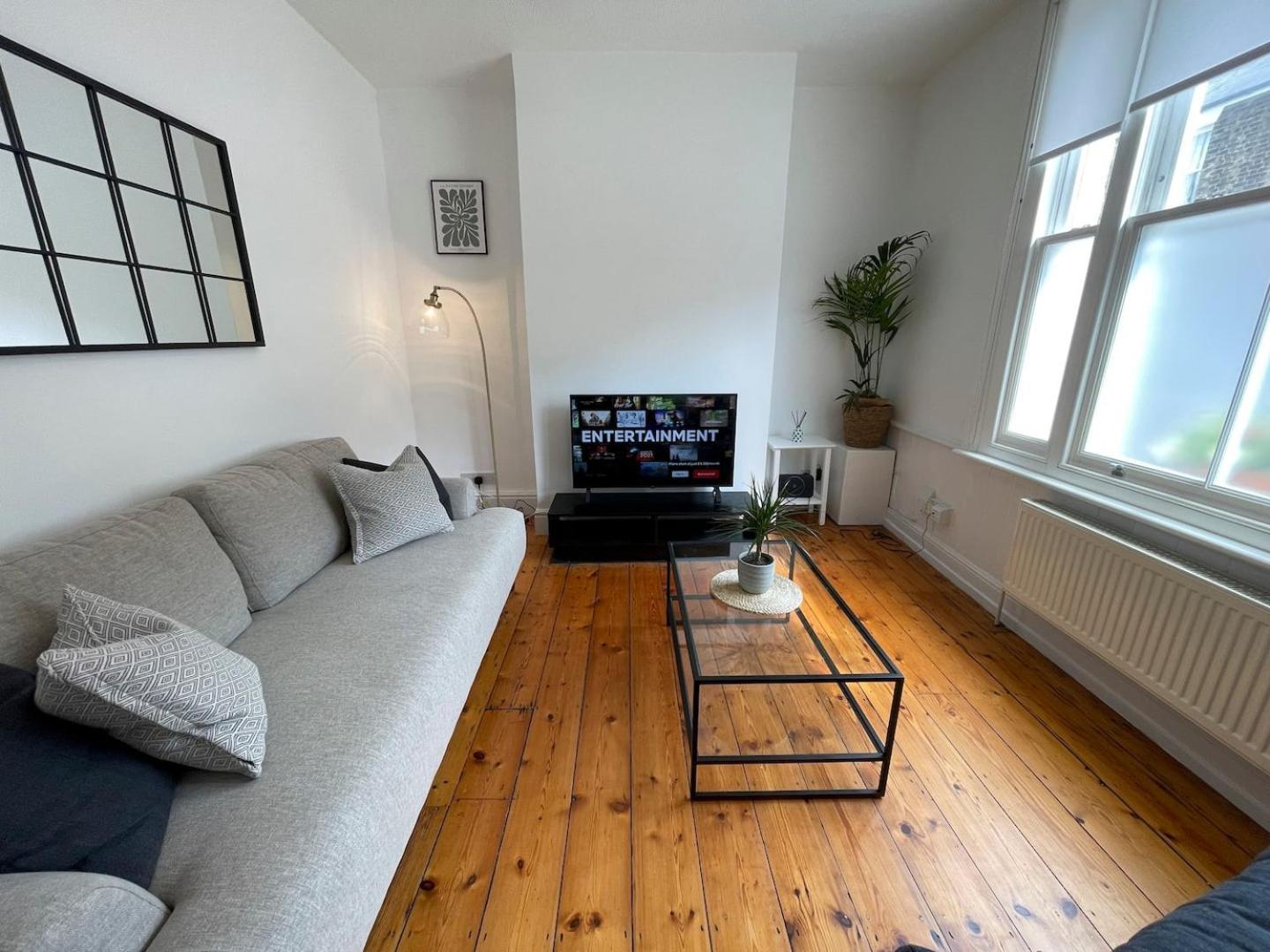 Holiday home Fantastic Victorian House, Excellent Location - Homehost *