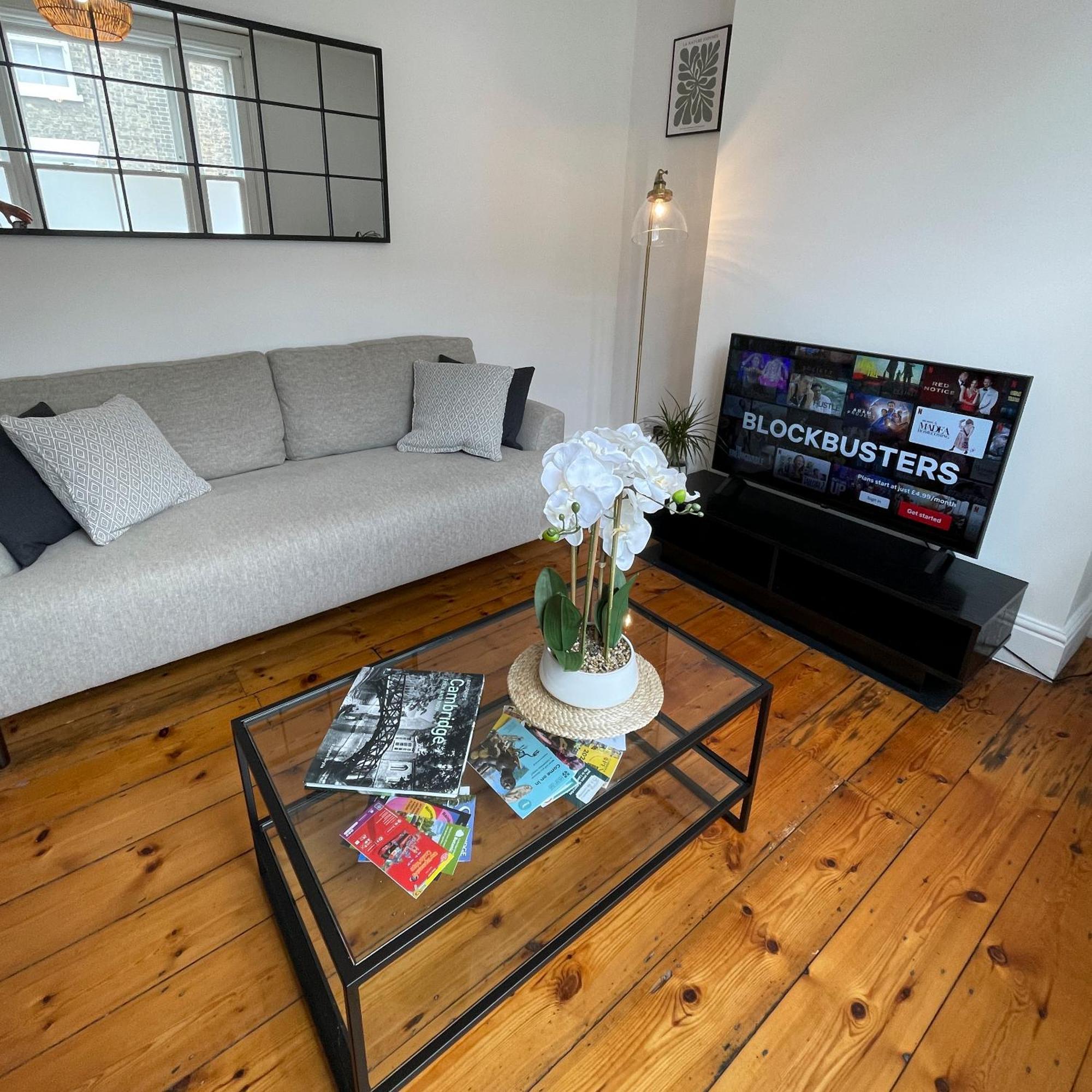 Holiday home Fantastic Victorian House, Excellent Location - Homehost