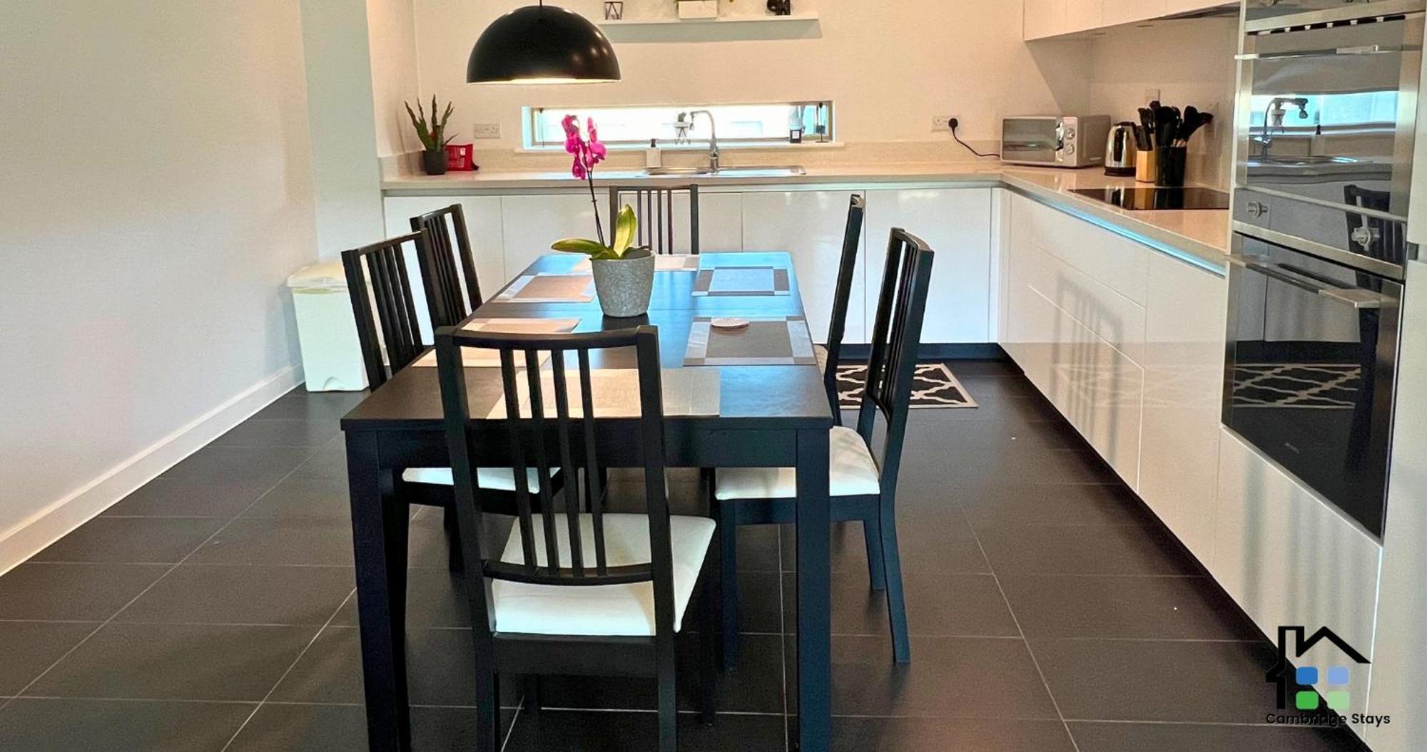 Apartment 3br Luxury Flat At Addenbrooke Hospital &biomedical Campus *