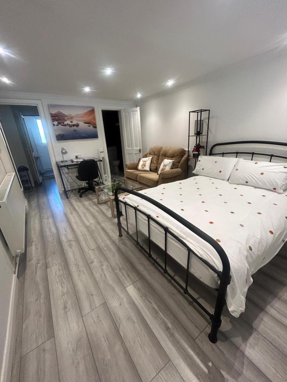 Adorable 1-bedroom Entire Place With Free Parking Apartment Cambridge (Cambridgeshire)