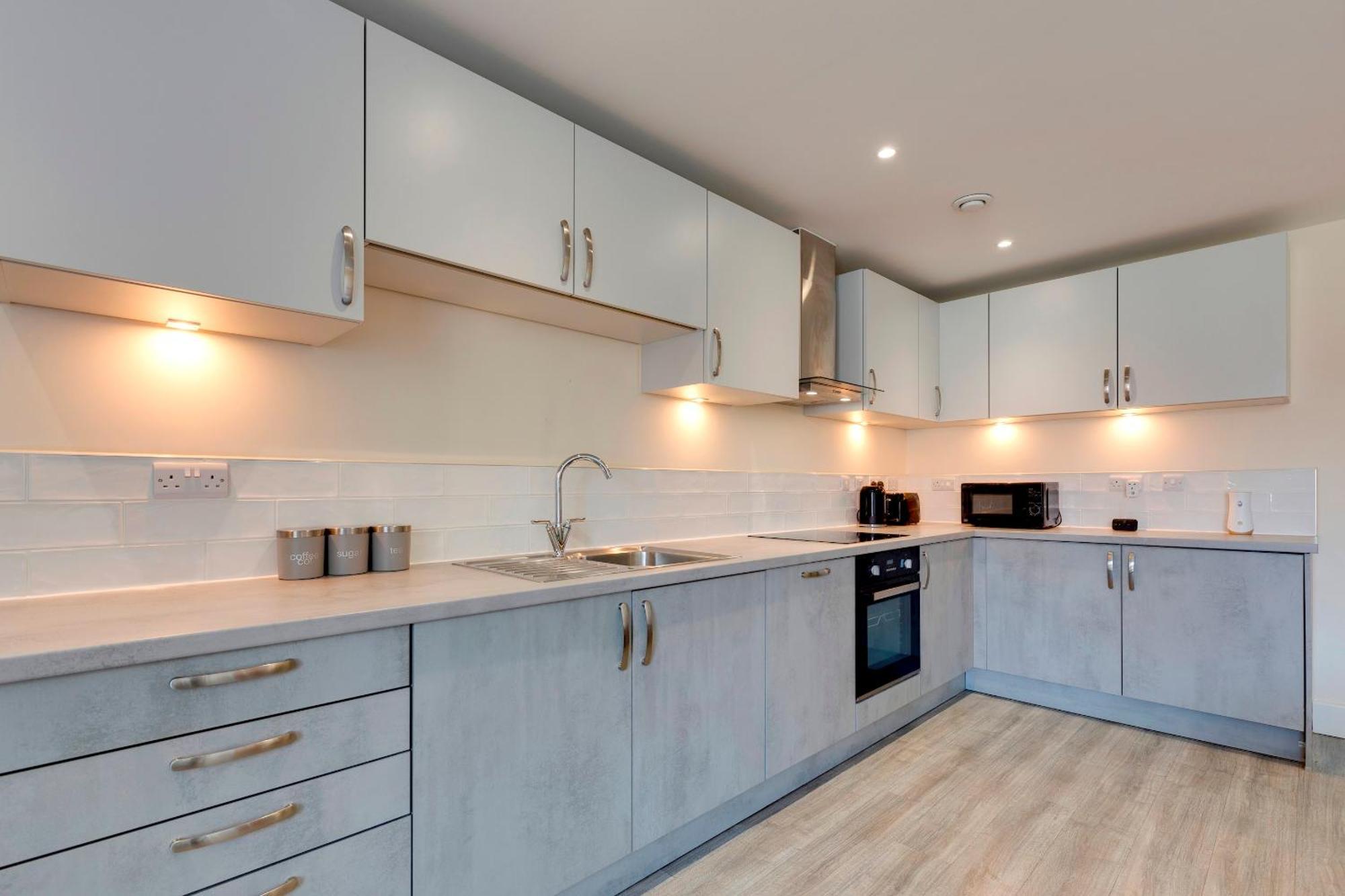 Spacious Comfortable And Modern Unit Pass The Keys * Cambridge (Cambridgeshire)