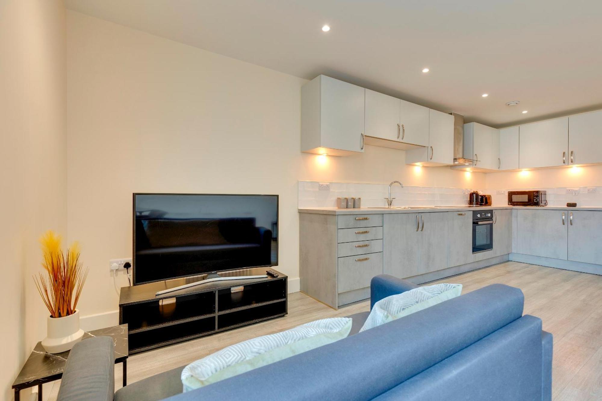 Spacious Comfortable And Modern Unit Pass The Keys Apartment *